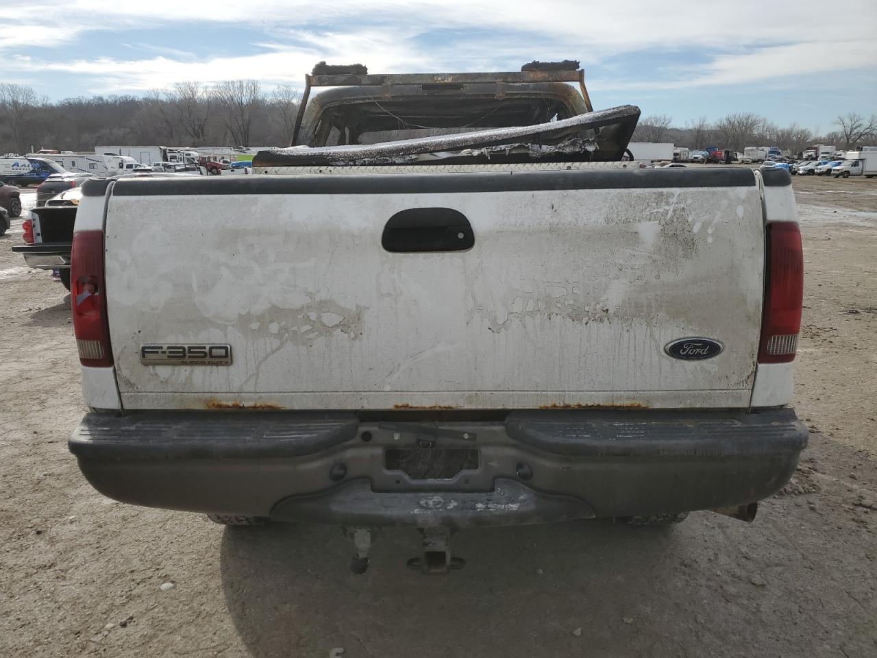 2007 Ford F350 - Image 6