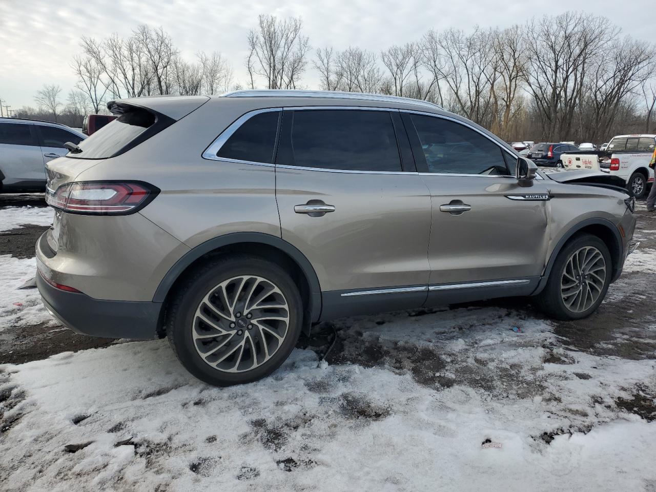 2019 Lincoln Nautilus - Image 3