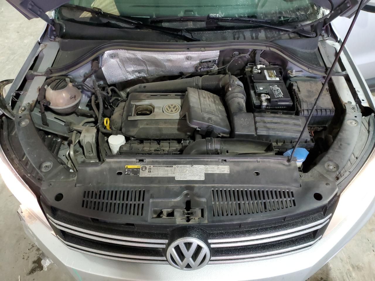 2015 Volkswagen Tiguan - Image 12