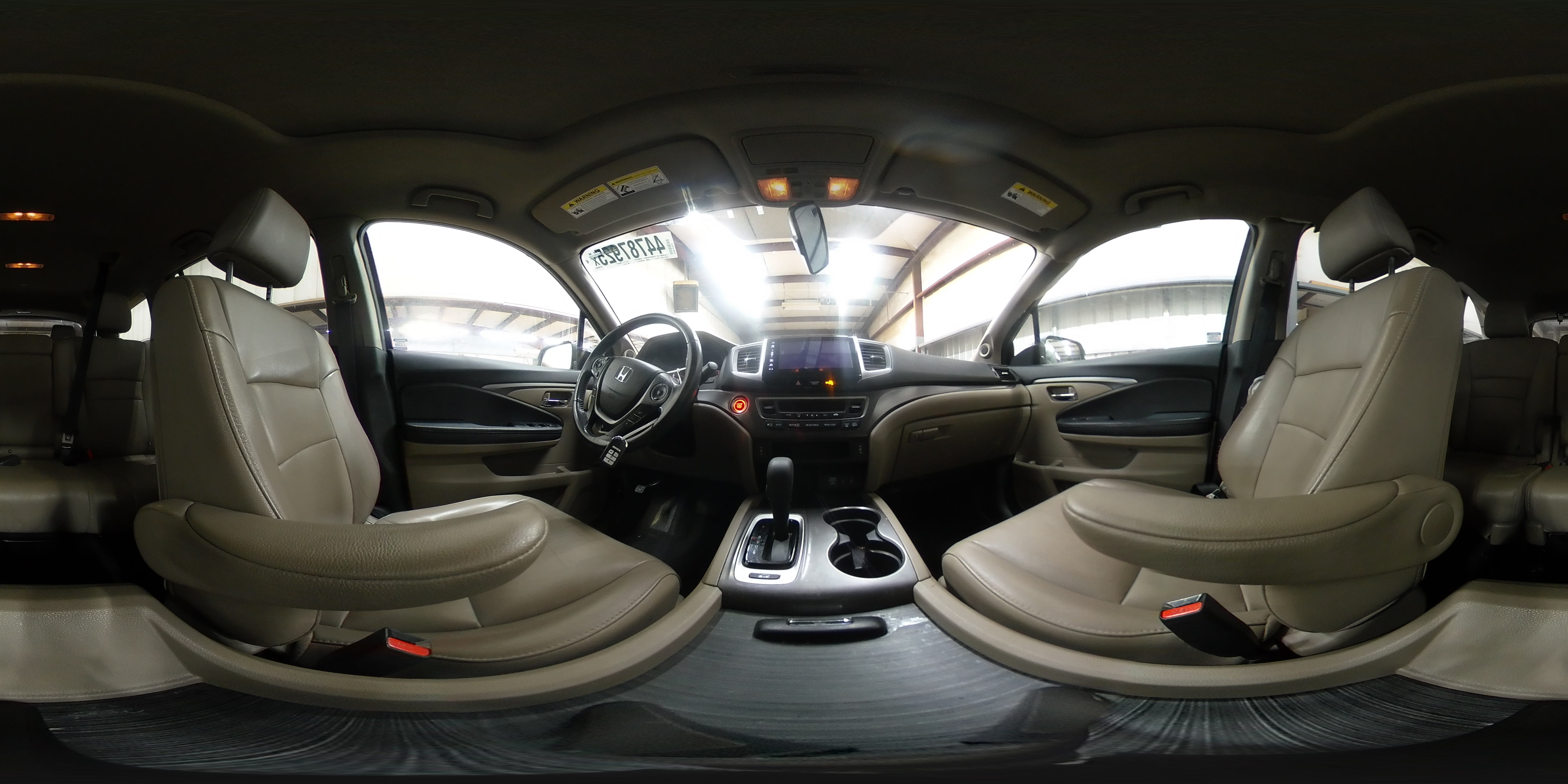 2018 Honda Pilot - Image 13