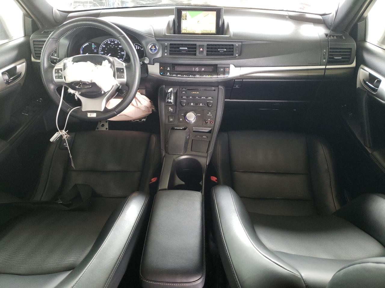 2012 Lexus CT - Image 8