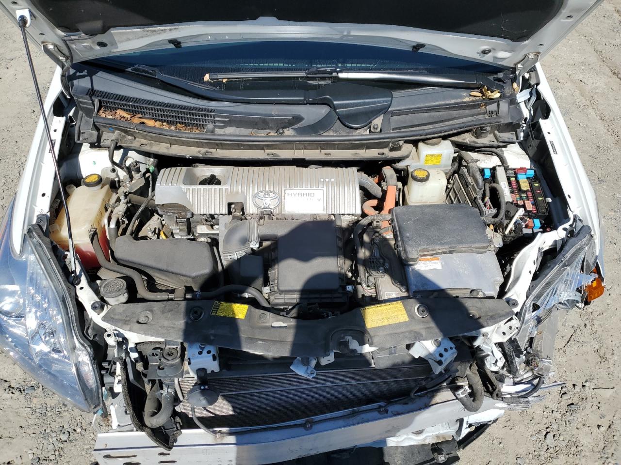 2012 Toyota Prius - Image 11