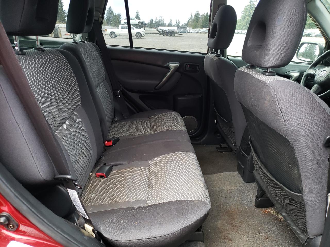 2004 Toyota Rav4 VIN: JTEGD20V440011529 Lot: 47056235