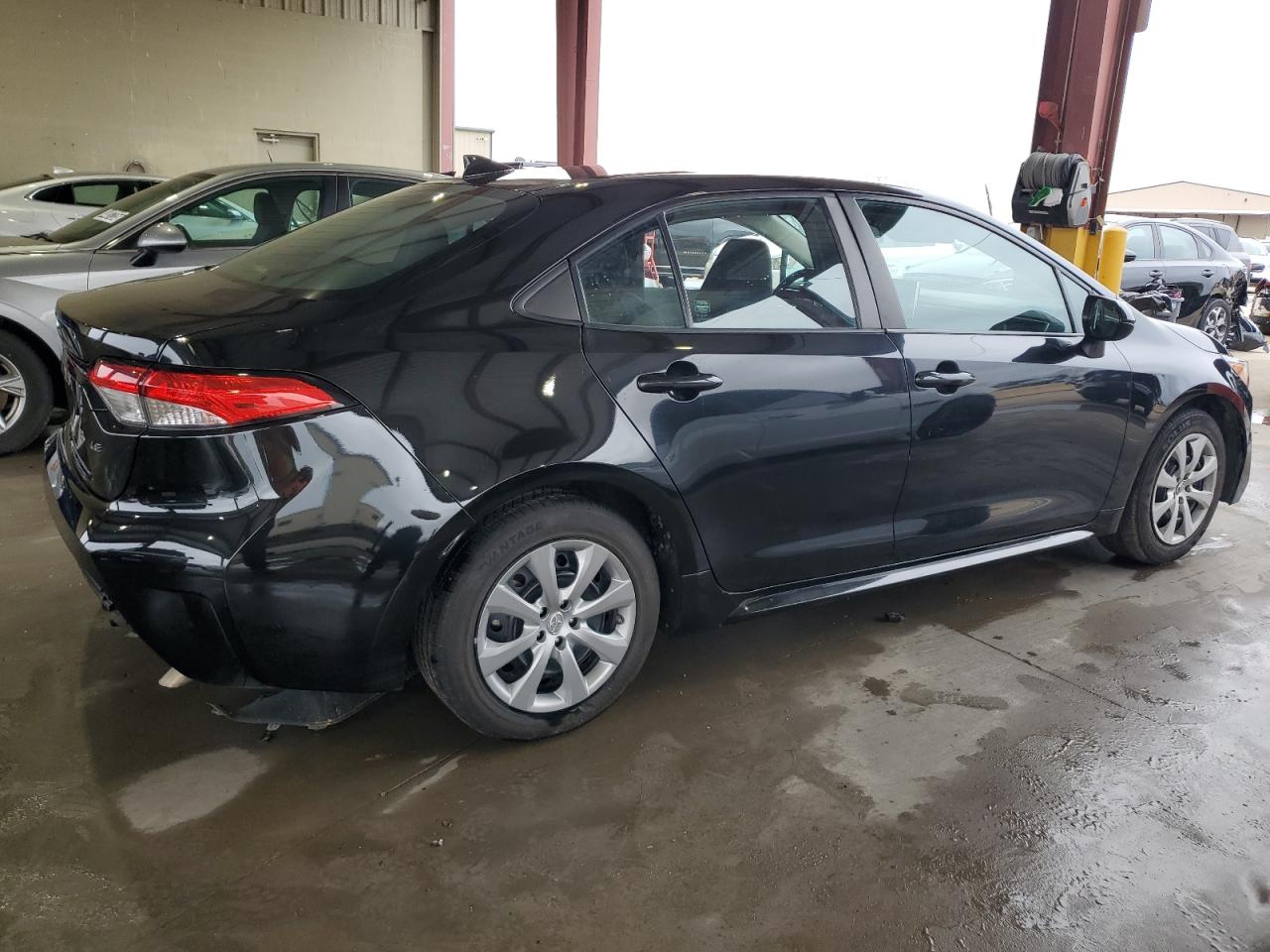 2021 Toyota Corolla - Image 3