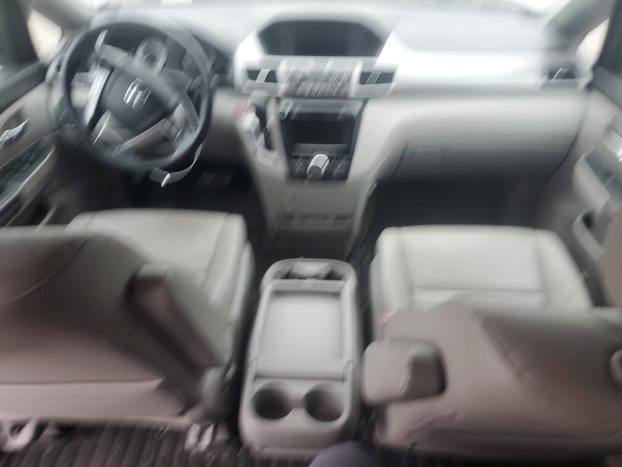 2015 Honda Odyssey - Image 8