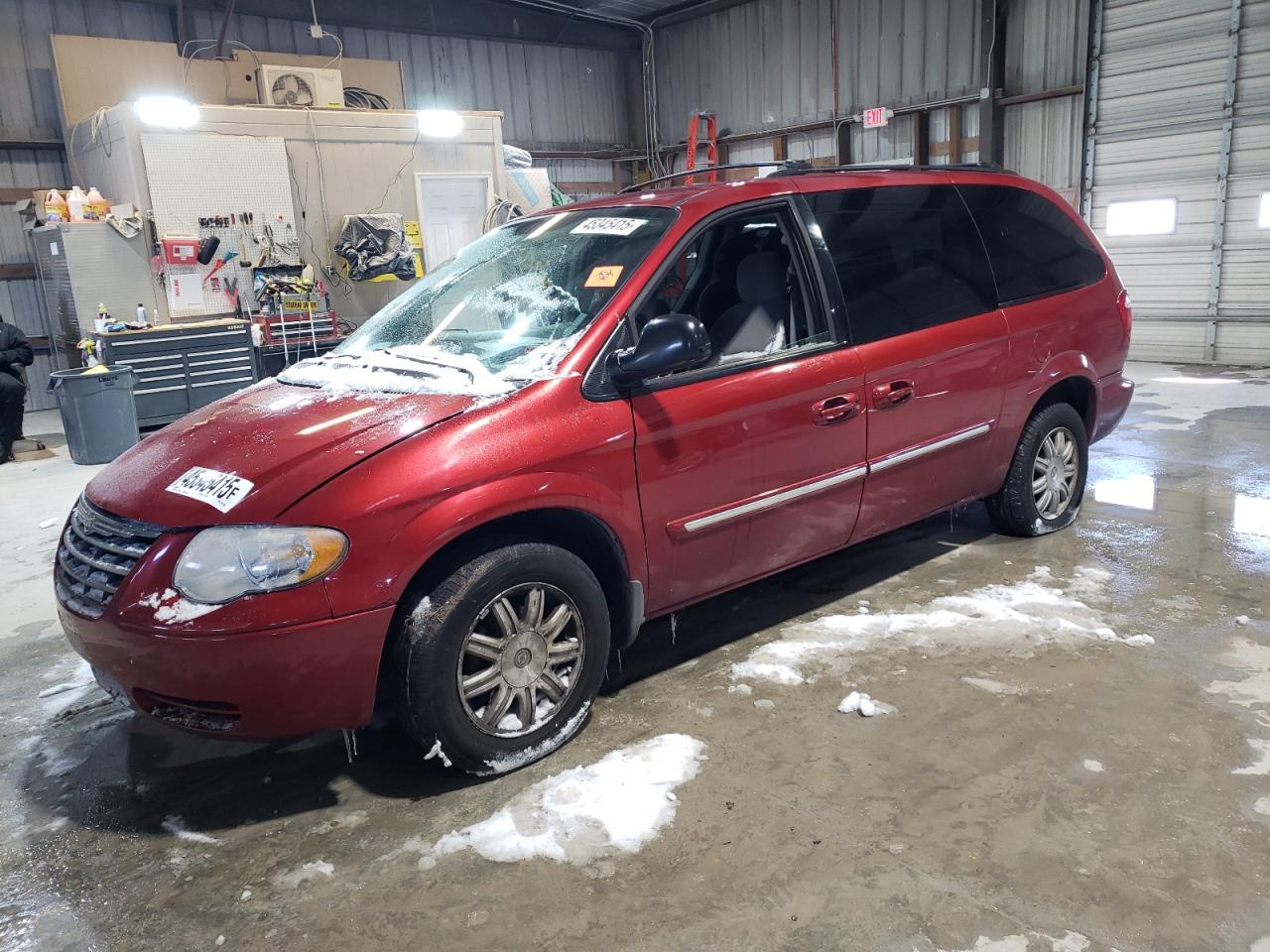 2006 Chrysler Town & Country - Image 1