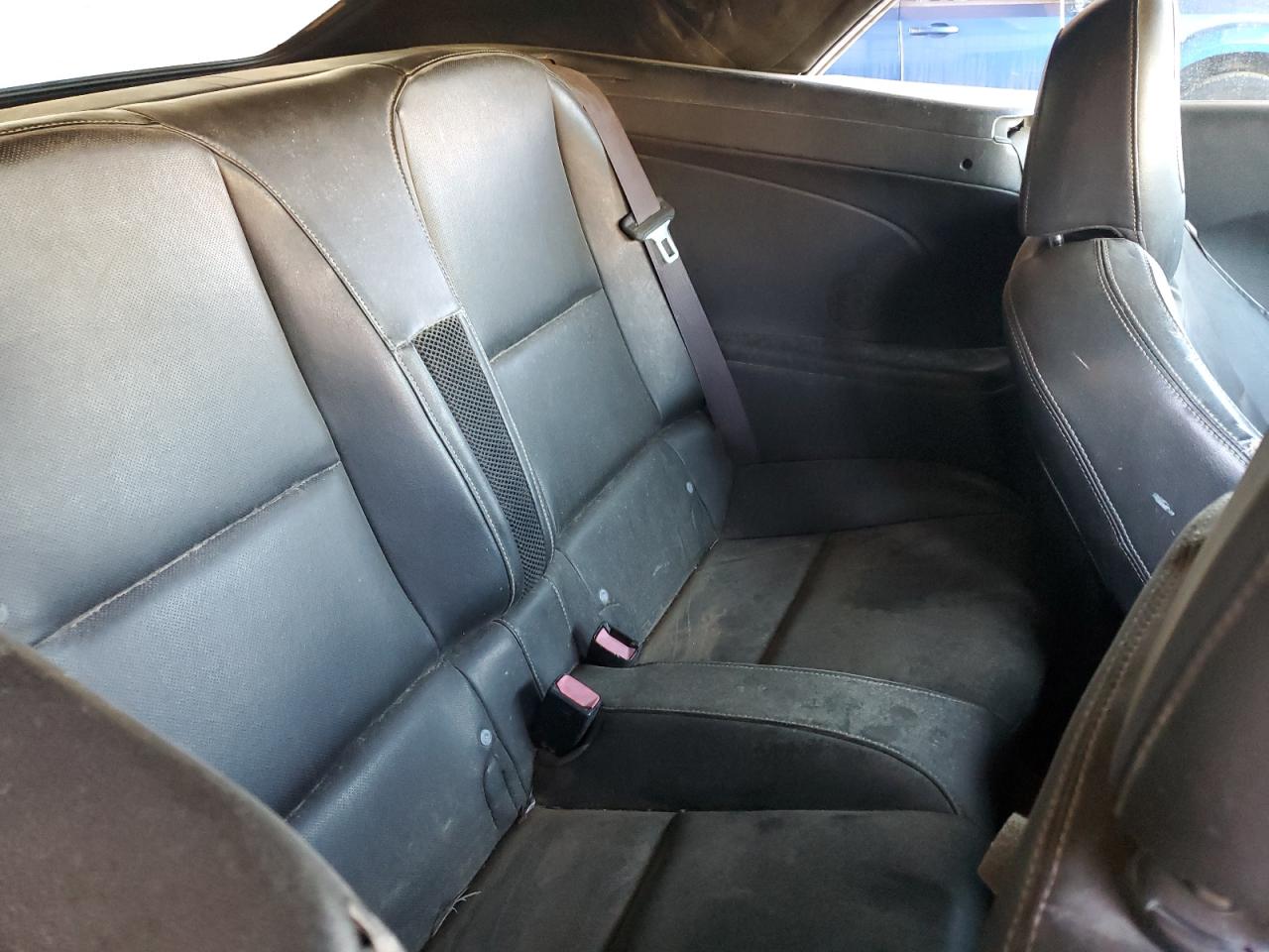 2011 Chevrolet Camaro - Image 10