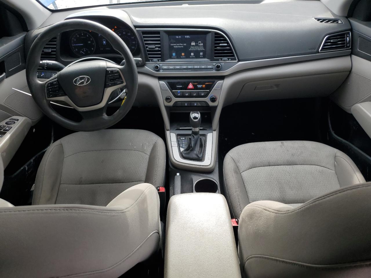 2018 Hyundai Elantra - Image 8