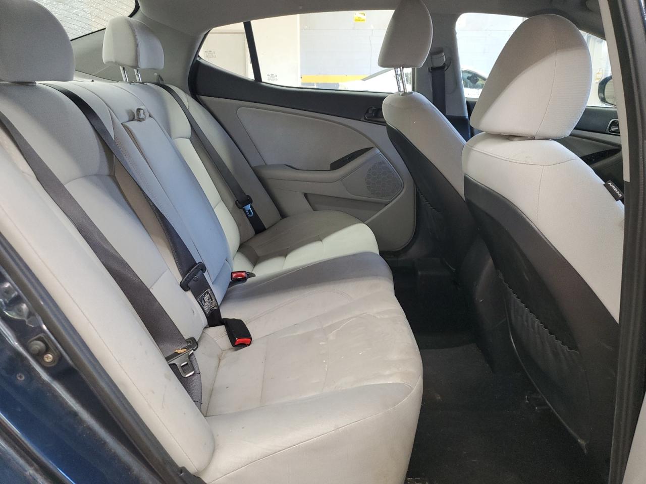 2015 Kia Optima - Image 10