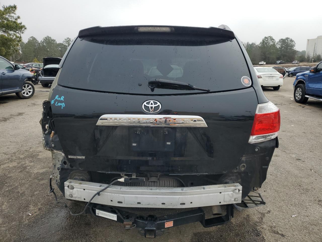 2013 Toyota Highlander - Image 6