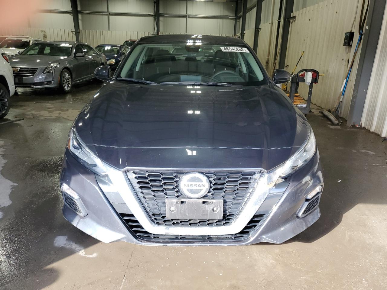 2021 Nissan Altima - Image 5