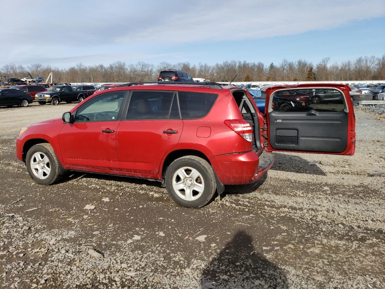 2011 Toyota RAV 4 - Image 2