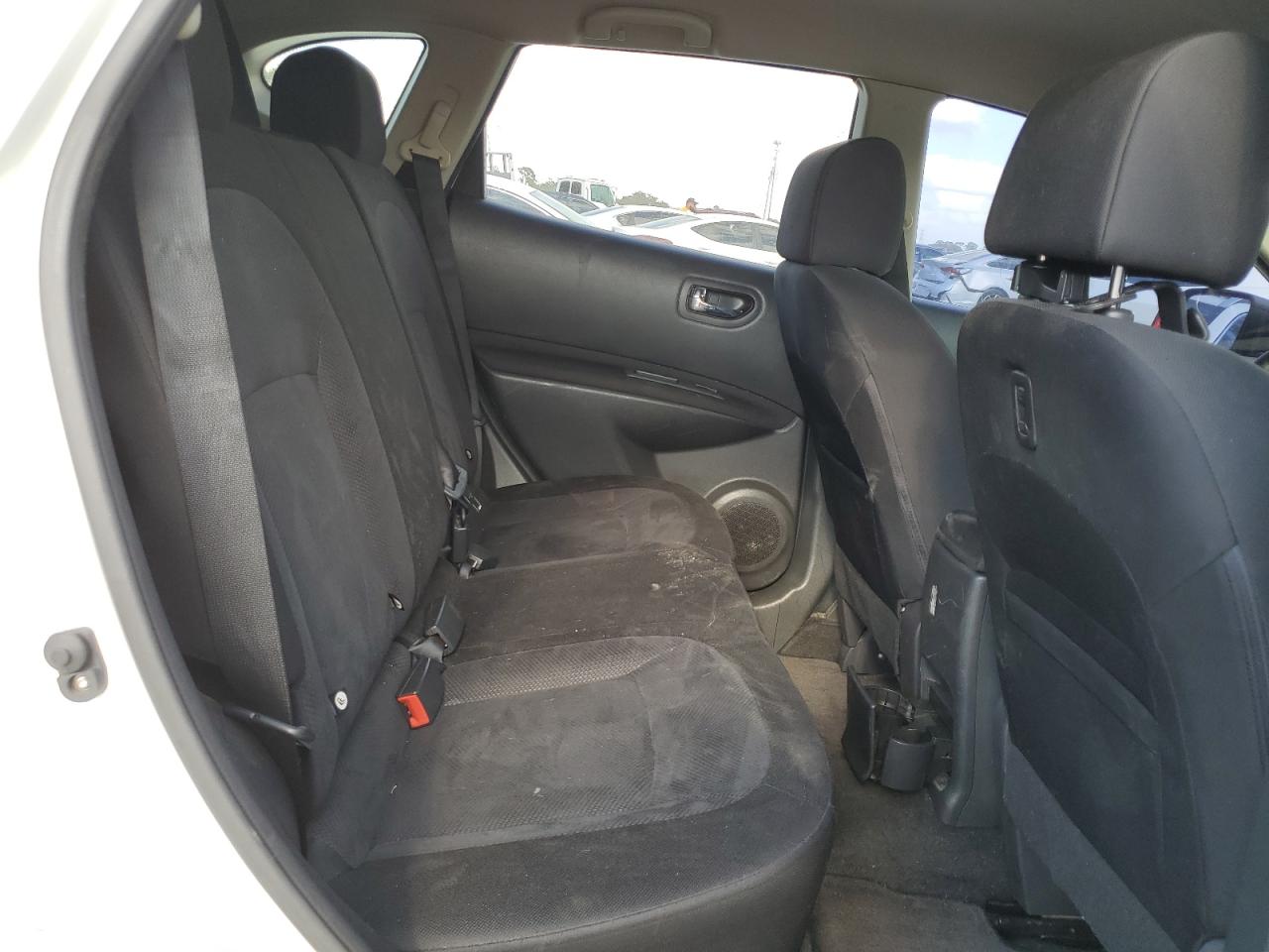 2013 Nissan Rogue - Image 10