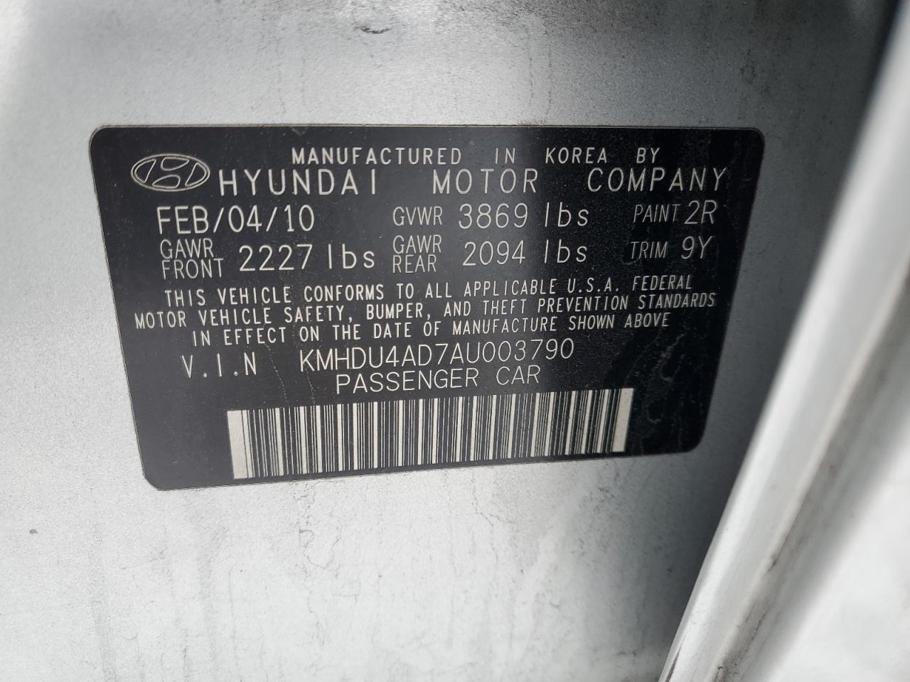2010 Hyundai Elantra - Image 12