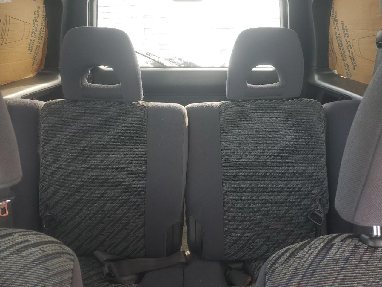 2000 Toyota RAV 4 - Image 10