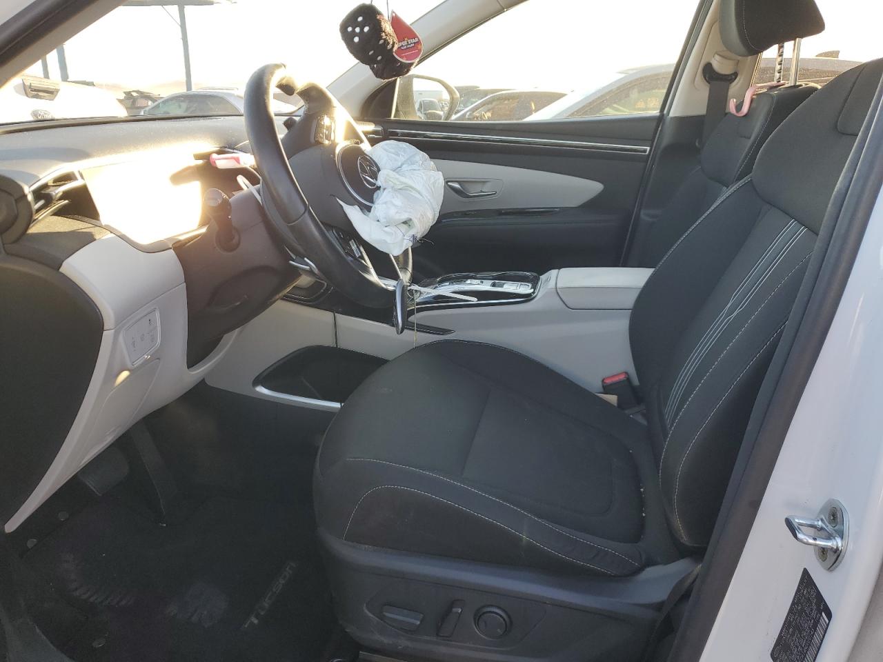 2022 Hyundai Tucson - Image 7