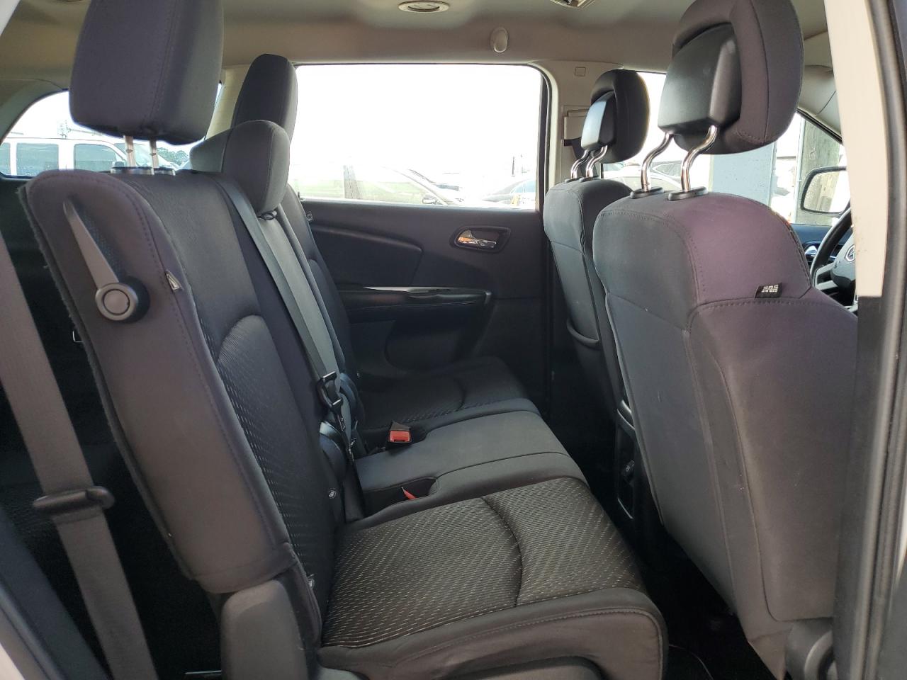 2013 Dodge Journey - Image 11