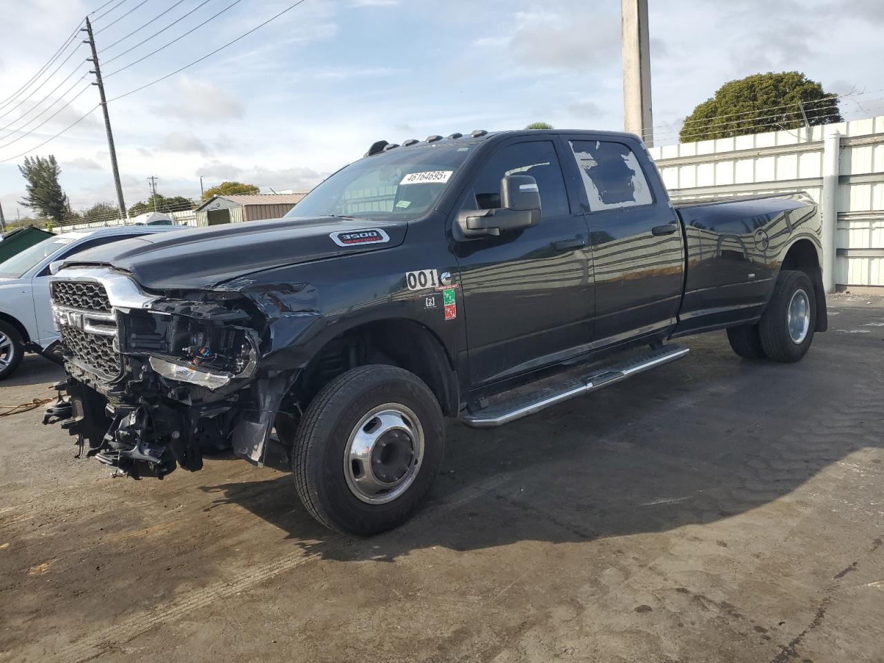 2023 Ram 3500 Tradesman zu verkaufen in Miami, FL - Front End
