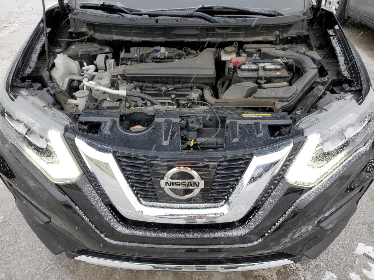 2017 Nissan Rogue - Image 12