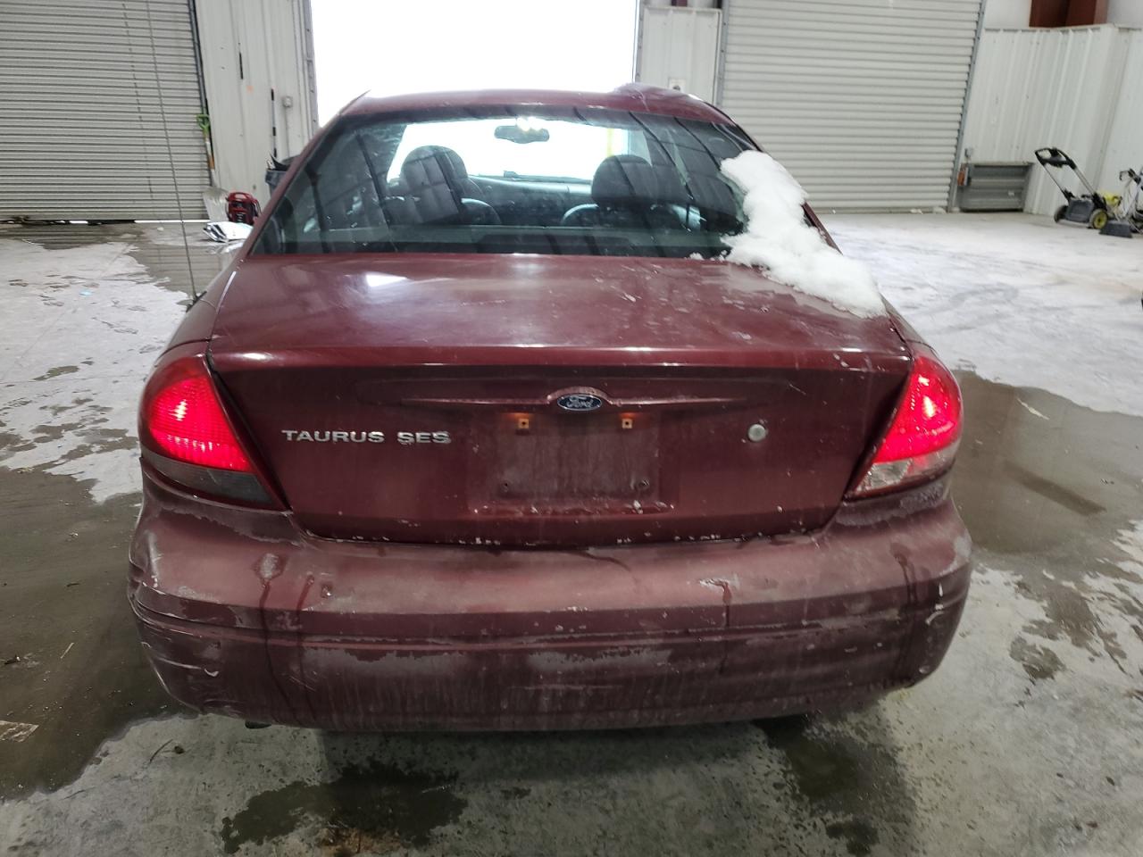 2004 Ford Taurus - Image 6