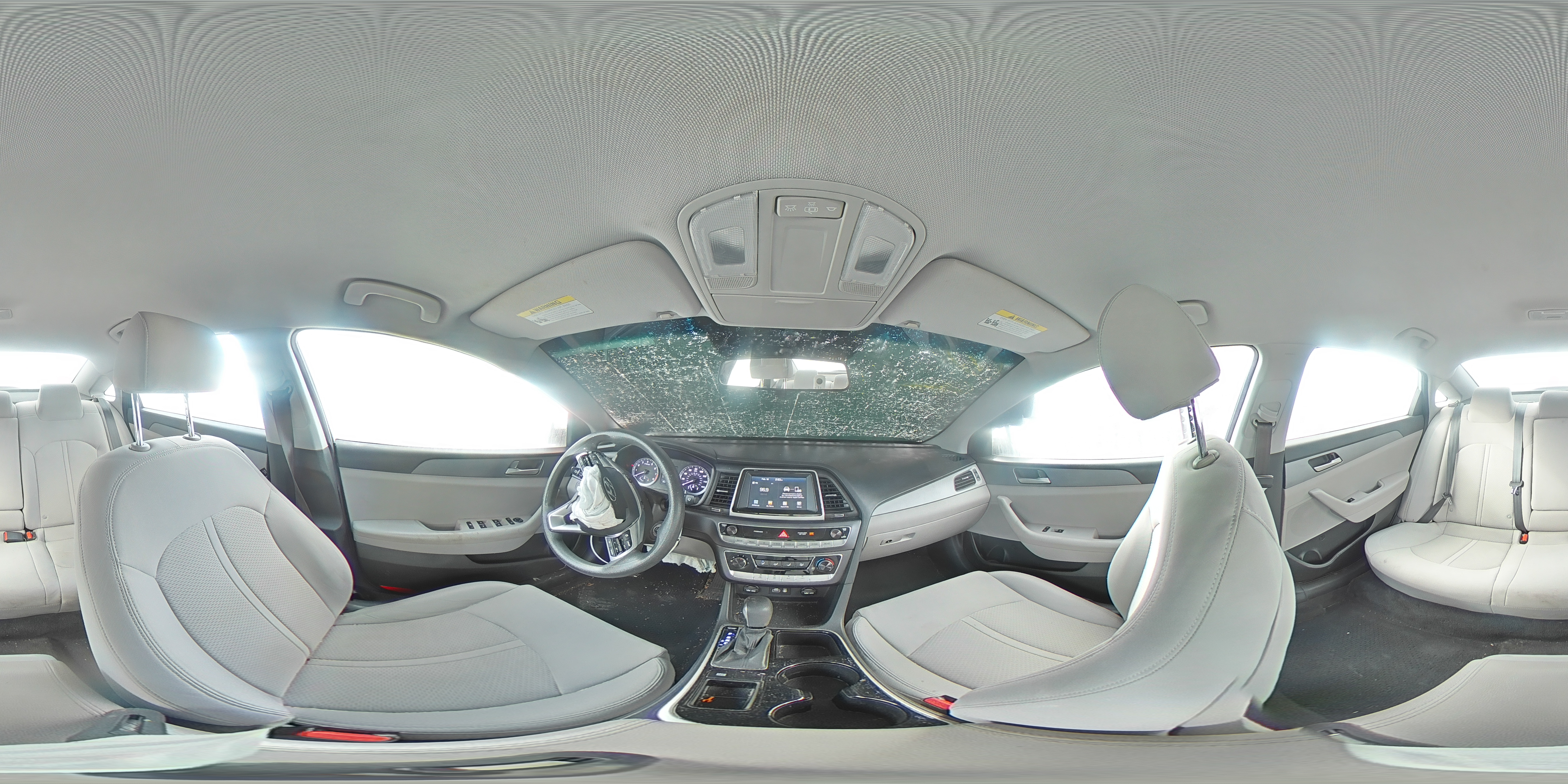 2018 Hyundai Sonata - Image 13
