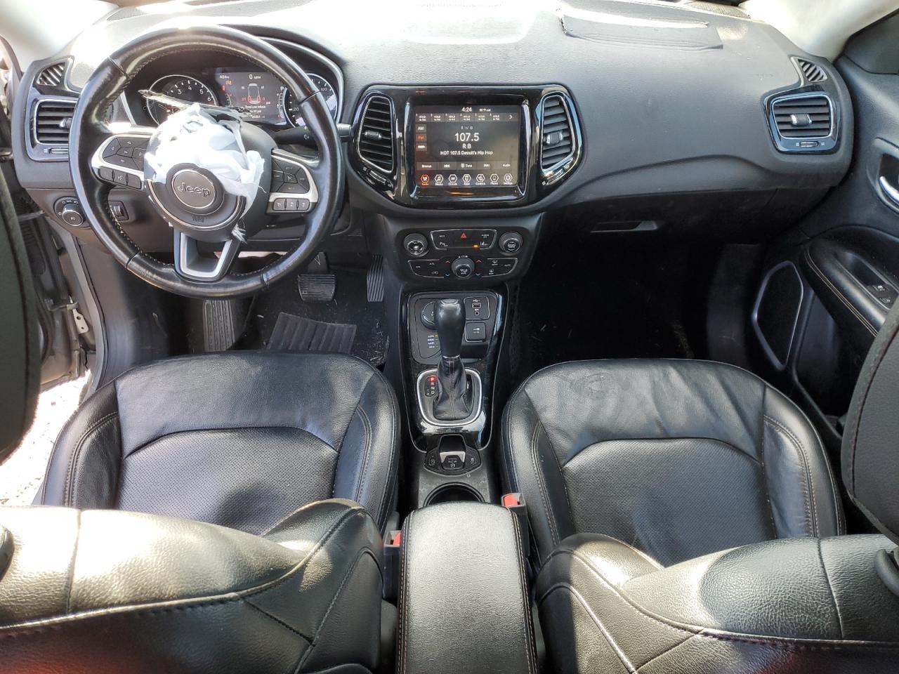 2021 Jeep Compass - Image 8
