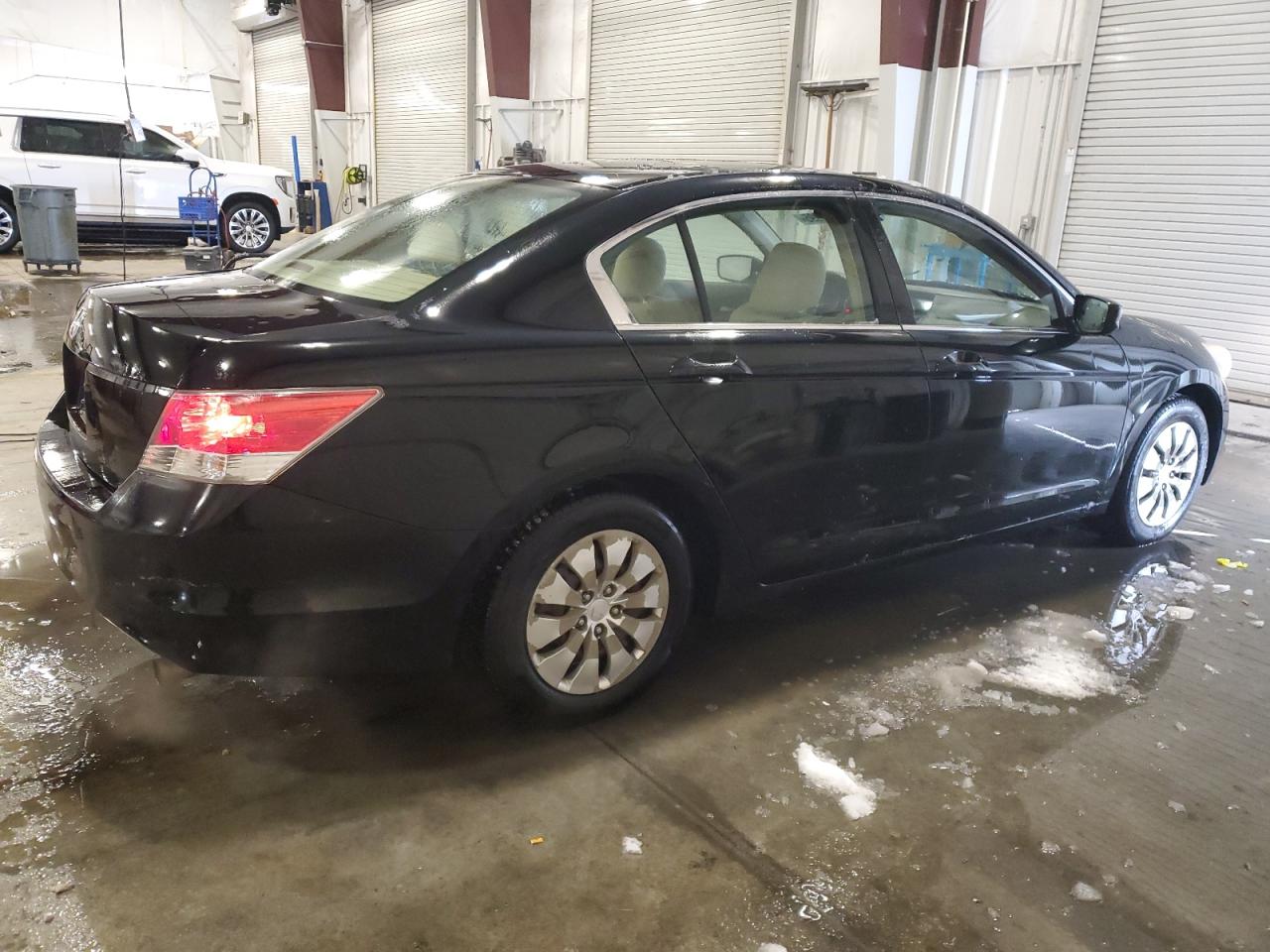 2009 Honda Accord - Image 3