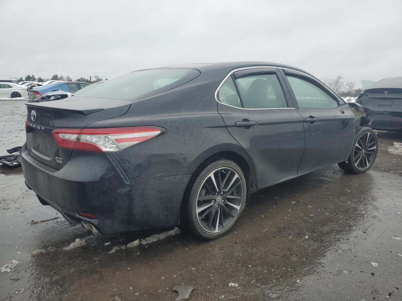 2018 Toyota Camry - Image 3