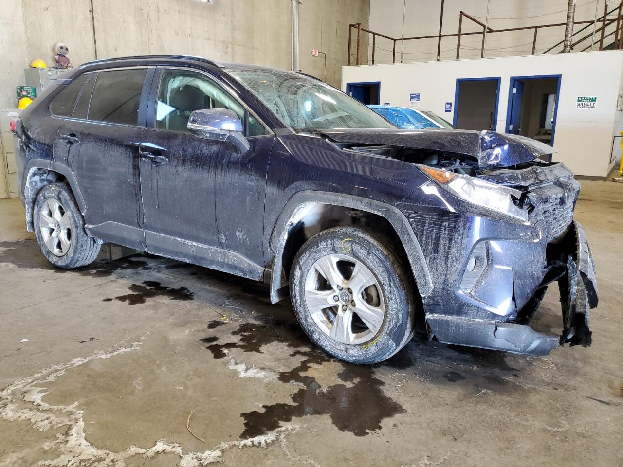 2021 Toyota RAV 4 - Image 4