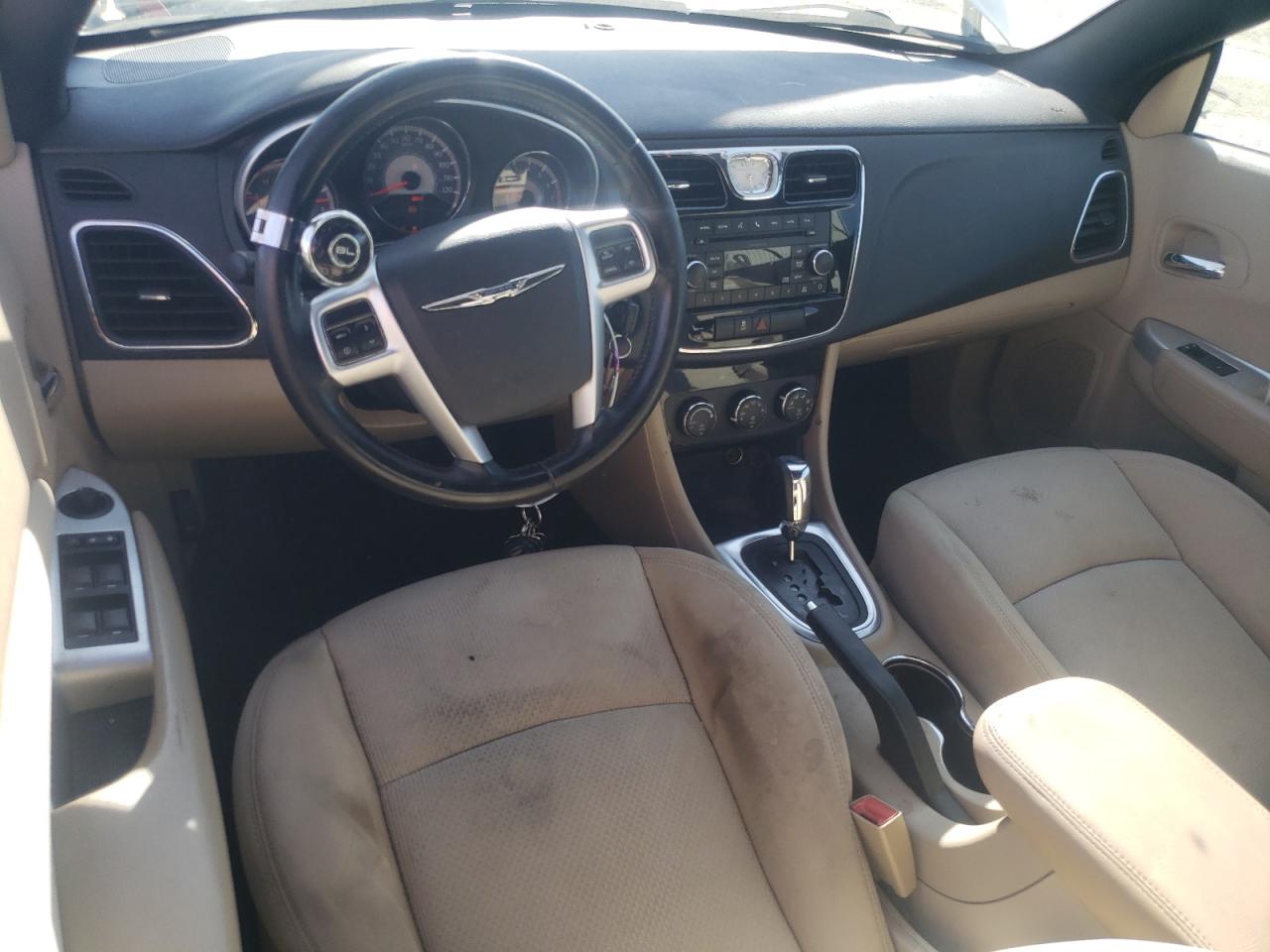 2011 Chrysler 200 - Image 8