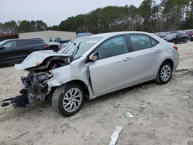  TOYOTA COROLLA 2017 Srebrny