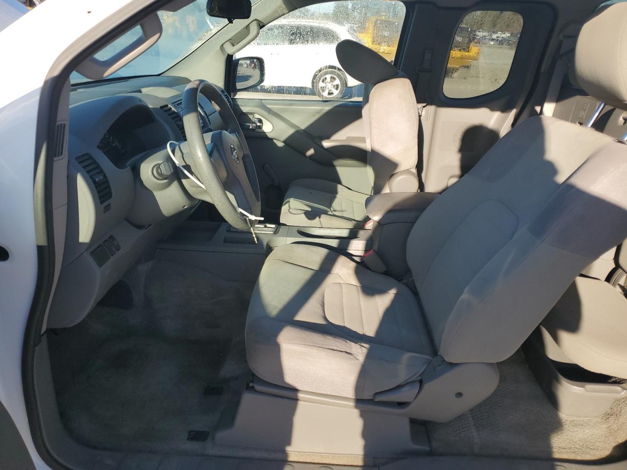 2012 Nissan Navara (Frontier) - Image 7