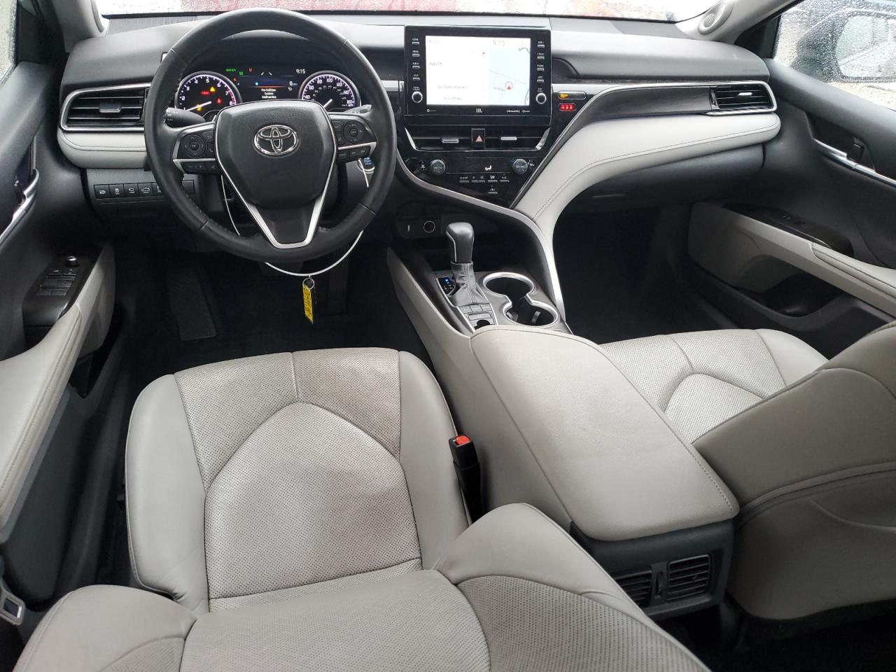 2022 Toyota Camry - Image 8