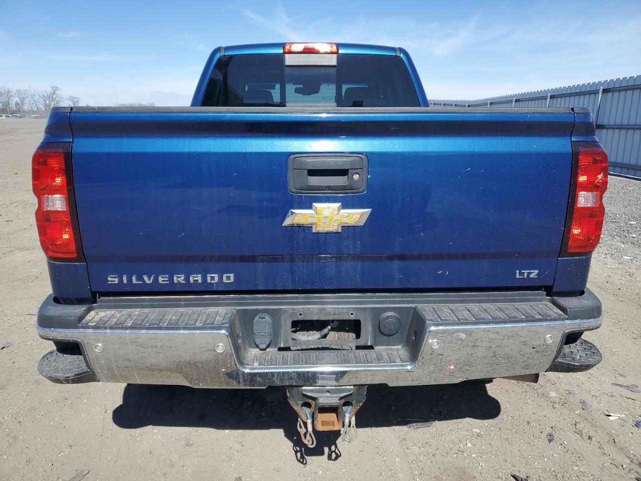 2015 Chevrolet Silverado - Image 6
