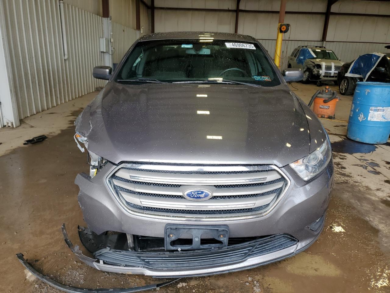 2014 Ford Taurus - Image 5