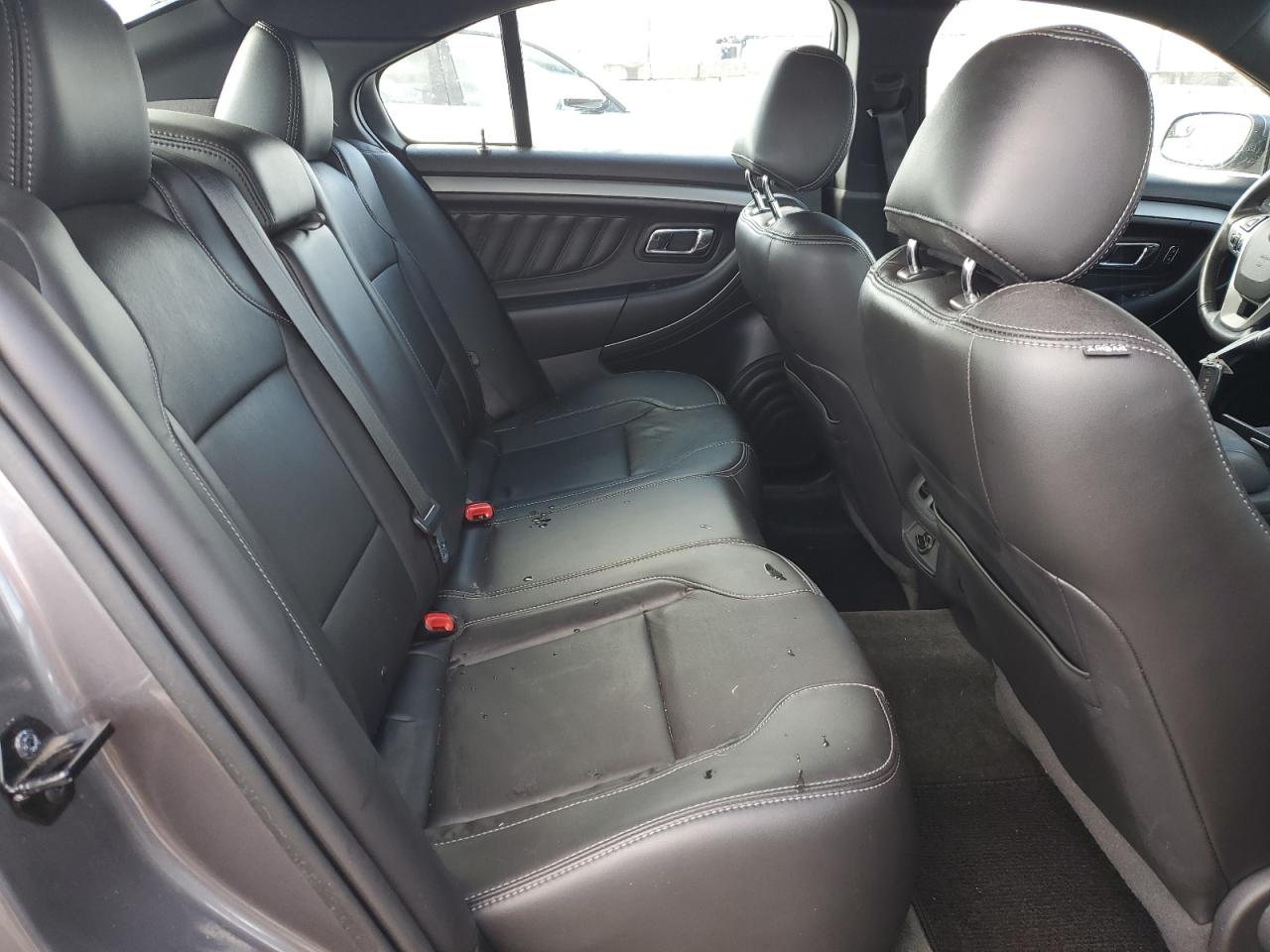 2013 Ford Taurus - Image 10