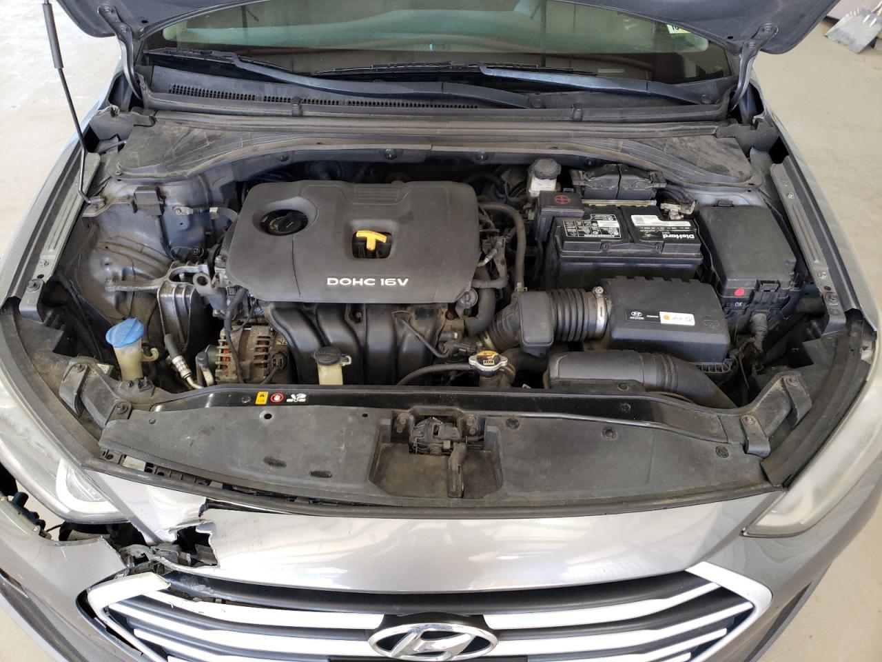 2017 Hyundai Elantra - Image 11