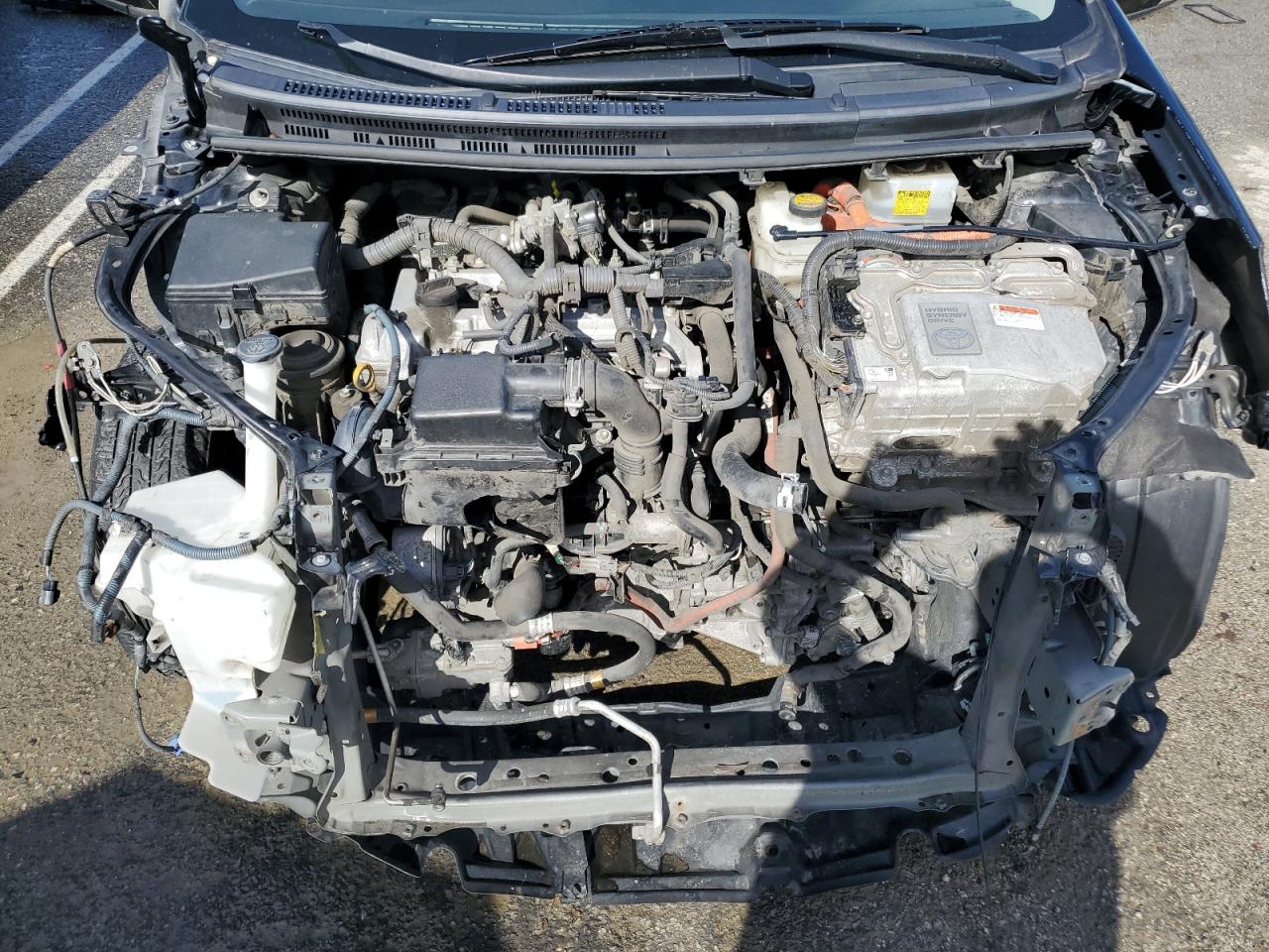 2012 Toyota Prius - Image 11