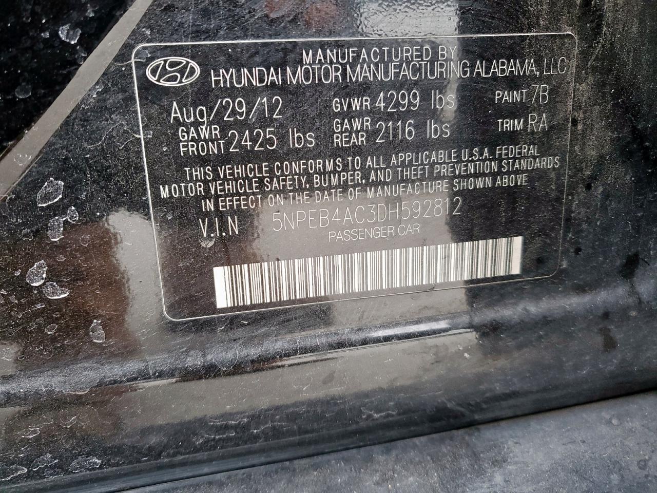 2013 Hyundai Sonata - Image 12