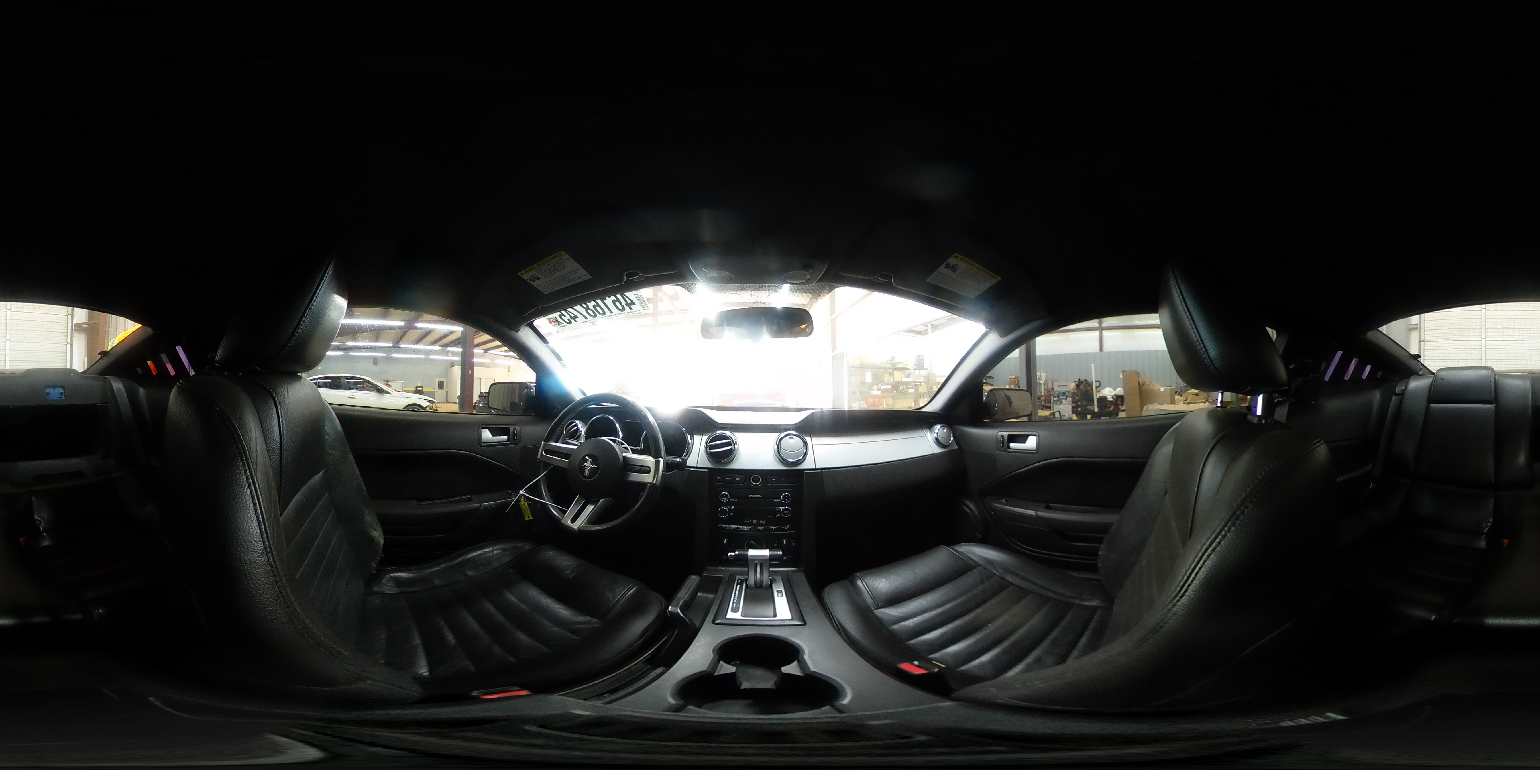 2008 Ford Mustang - Image 12