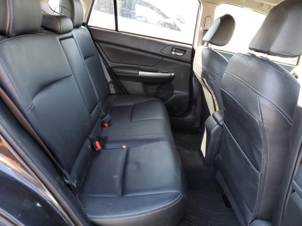2015 Subaru XV - Image 10