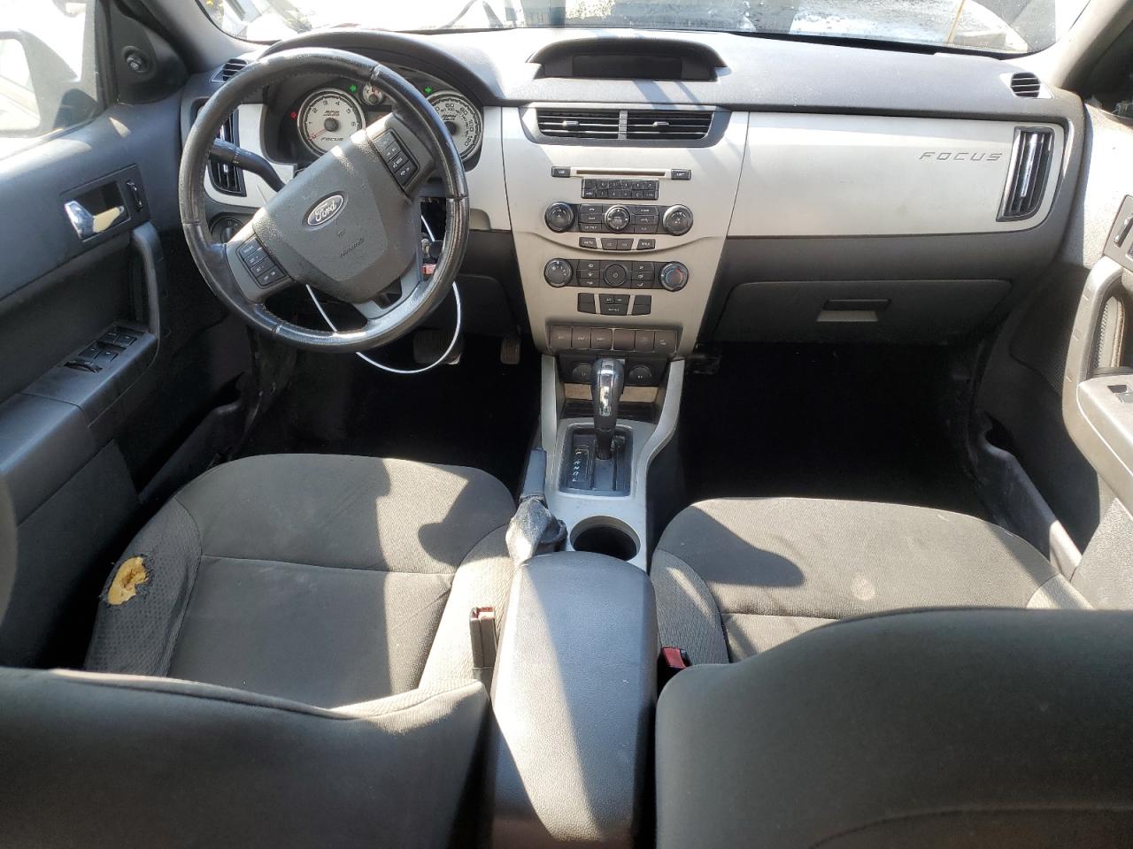 2009 Ford Focus - Image 8