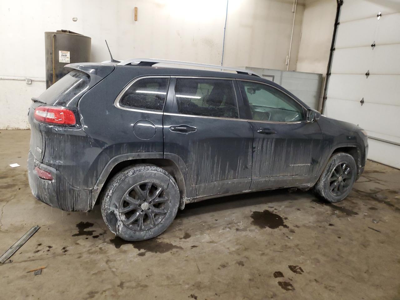 2018 Jeep Grand Cherokee - Image 3