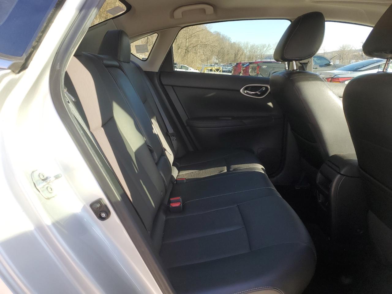 2016 Nissan Sentra - Image 10