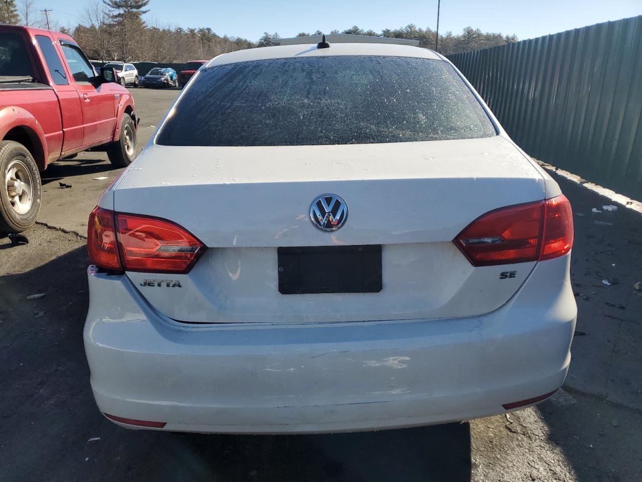 2014 Volkswagen Jetta - Image 6