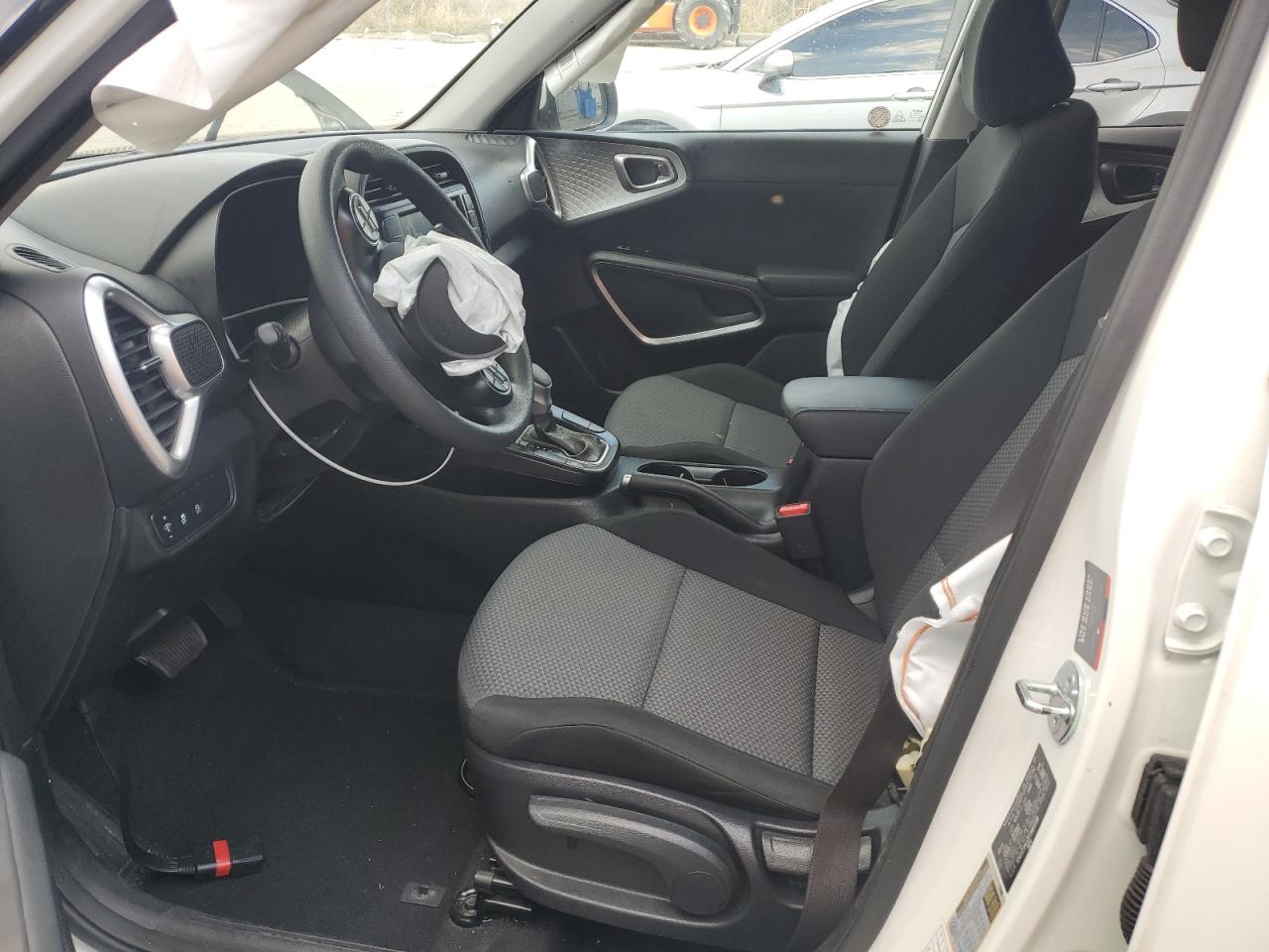 2023 Kia Soul - Image 7