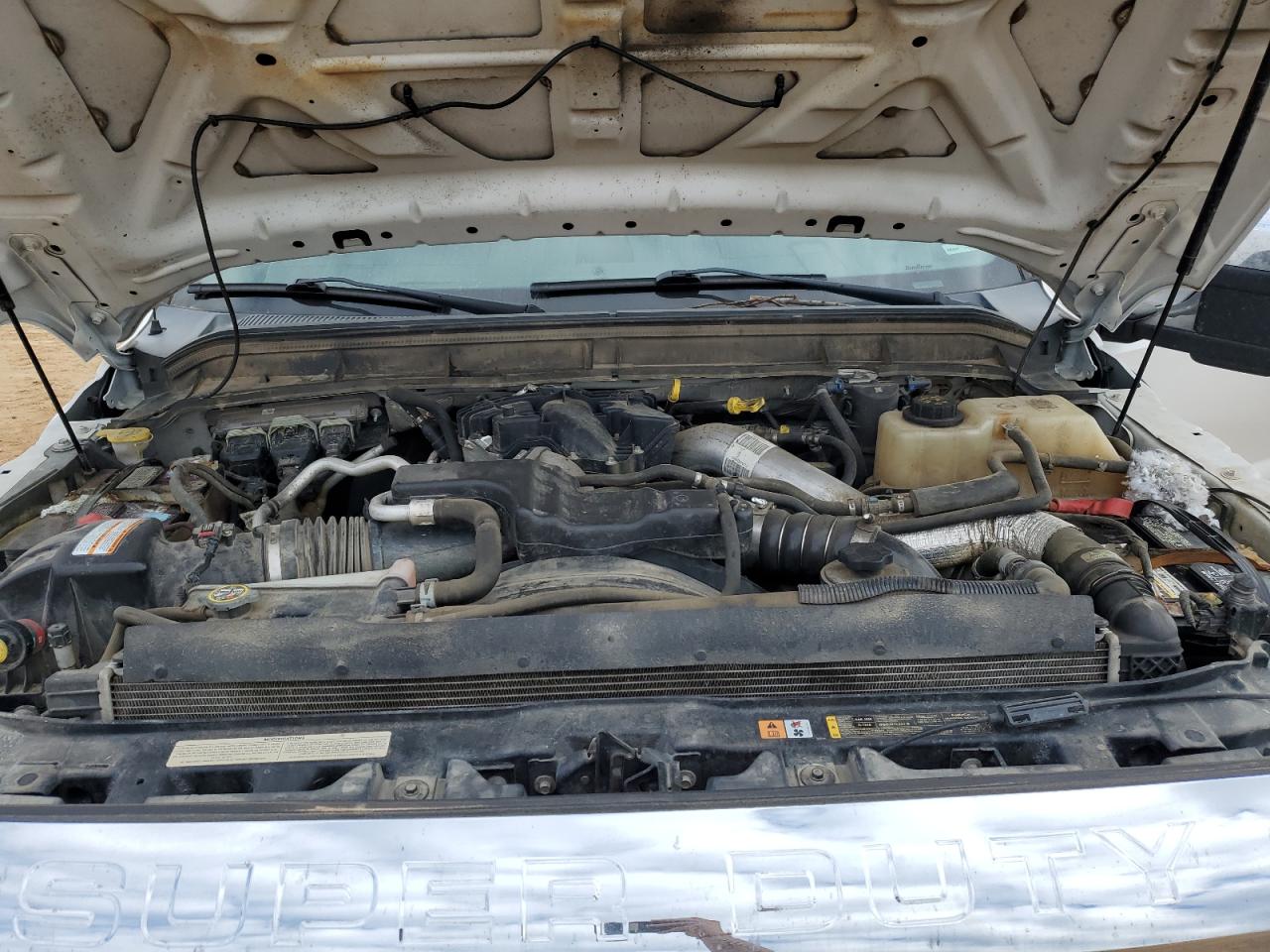 2015 Ford F350 - Image 11