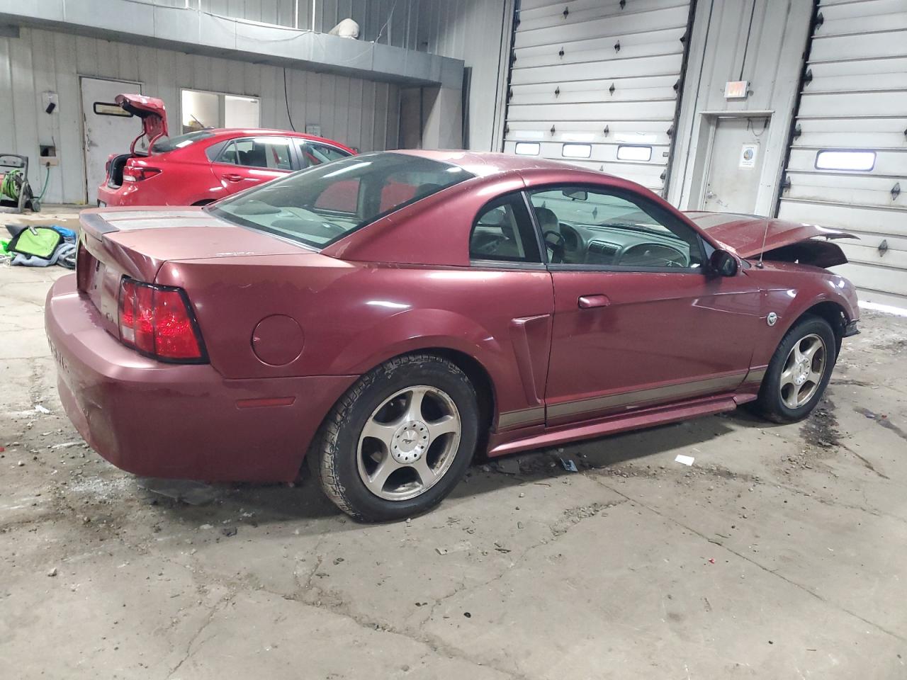 2004 Ford Mustang - Image 3