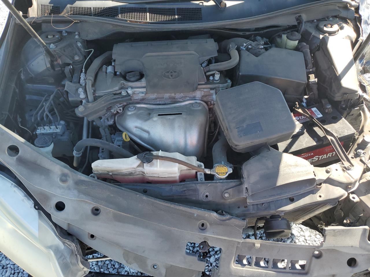 2015 Toyota Camry - Image 13