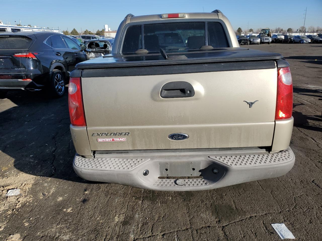 2001 Ford Explorer - Image 6